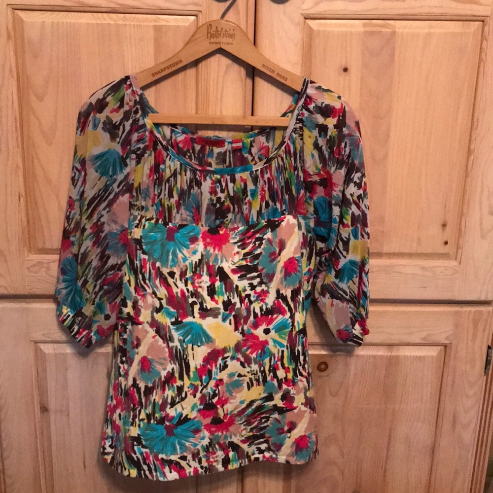 Venini fun 3/4 sleeves abstract floral top